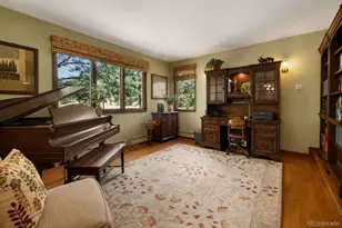 2210 Juniper Ct, Golden, CO 80401 - Photo 10