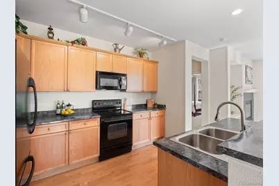 2240 S Vaughn Way #103, Aurora, CO 80014 - Photo 10