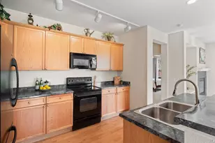 2240 S Vaughn Way, Aurora, CO 80014 - Photo 10