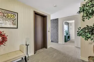 7170 E Princeton Ave, Denver, CO 80237 - Photo 8