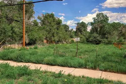 2118 E Saint Vrain Street, Colorado Springs, CO 80909 - Photo 2