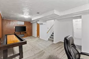 241 E 105th Ave, Northglenn, CO 80233 - Photo 18