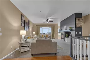413 N de Gaulle Ct, Aurora, CO 80018 - Photo 4