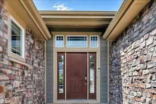 413 N de Gaulle Ct, Aurora, CO 80018 - Photo 2