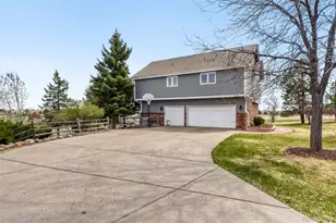 7666 Coventry Dr, Castle Rock, CO 80108 - Photo 2