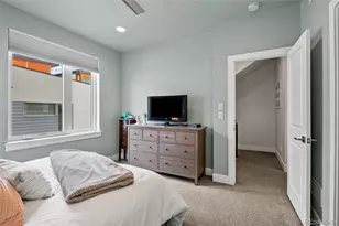 1821 Irving St, Denver, CO 80204 - Photo 8