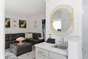 4331 Del Rio Ct, Denver, CO 80239 - Photo 8