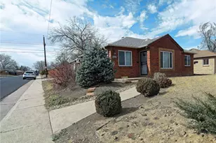 2501 Quebec St, Denver, CO 80207 - Photo 2