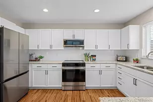 9805 Sydney Ln, Highlands Ranch, CO 80130 - Photo 8