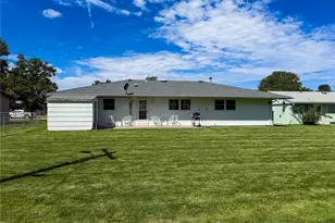 862 N 14th St, Burlington, CO 80807 - Photo 2