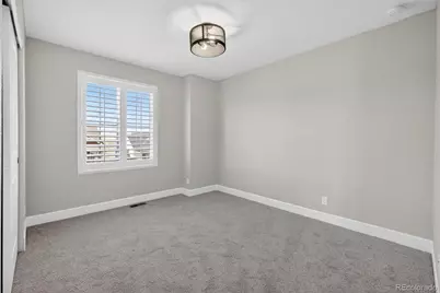 4504 N Picadilly Court, Aurora, CO 80019 - Photo 32