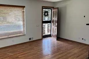 1350 Scranton St, Aurora, CO 80011 - Photo 4