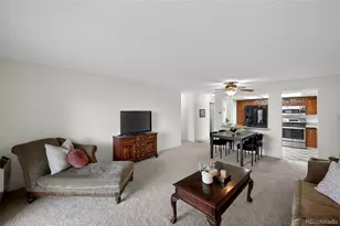 2868 S Heather Gardens Way, Aurora, CO 80014 - Photo 8