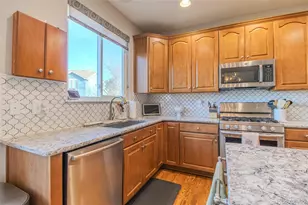 10460 Quintero St, Commerce City, CO 80022 - Photo 6