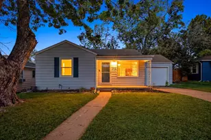 2712 S Hazel Ct, Denver, CO 80236 - Photo 1