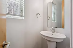 2157 S Logan St, Denver, CO 80210 - Photo 10