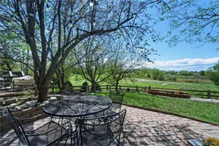 5941 S Waco St, Aurora, CO 80016 - Photo 2
