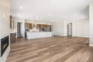 8811 S Quemoy St, Aurora, CO 80016 - Photo 12