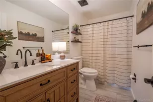 4617 W Ponds Cir, Littleton, CO 80123 - Photo 16