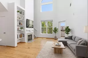 18930 E Warren Cir, Aurora, CO 80013 - Photo 2