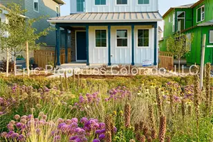 6012 N Netherland Ct, Aurora, CO 80019 - Photo 1