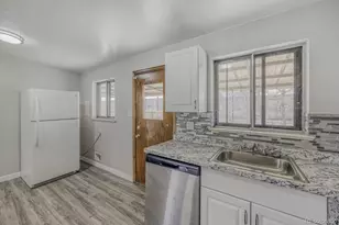 2331 Zion St, Aurora, CO 80011 - Photo 4