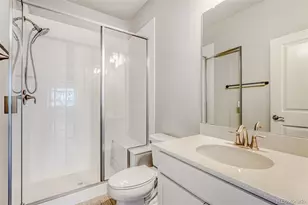 27942 E Glasgow Pl, Aurora, CO 80016 - Photo 30