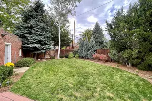 2645 Cherry St, Denver, CO 80207 - Photo 30