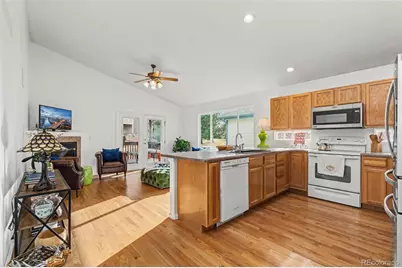 1960 E 135th Place, Thornton, CO 80241 - Photo 8