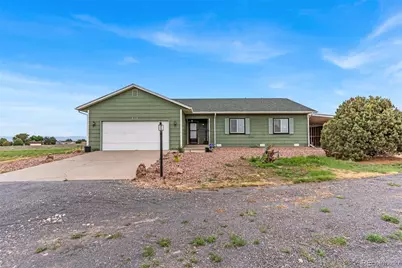 217 W Linden Avenue, Pueblo, CO 81007 - Photo 2