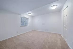 6048 S Walden Ct, Aurora, CO 80016 - Photo 36