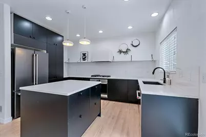 6048 S Walden Court, Aurora, CO 80016 - Photo 20