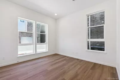 11478 E Briarwood Circle, Centennial, CO 80112 - Photo 2