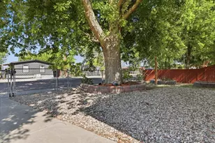 219 Poplar St, Brighton, CO 80603 - Photo 34
