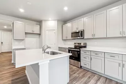 5783 N Ireland Court, Aurora, CO 80019 - Photo 4