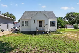 420 Park St, Fort Morgan, CO 80701 - Photo 1