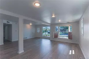 941 Zion St, Aurora, CO 80011 - Photo 2