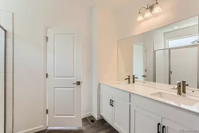 170 S Vandriver Way, Aurora, CO 80018 - Photo 10