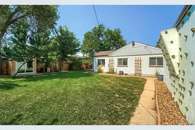 2926 Kearney Street, Denver, CO 80207 - Photo 8