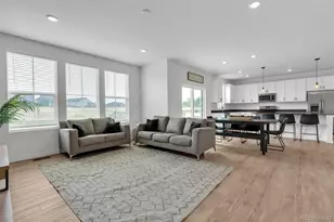 940 Thinleaf Ln, Elizabeth, CO 80107 - Photo 4