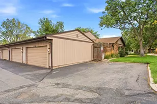 3572 S Kittredge St, Aurora, CO 80013 - Photo 40