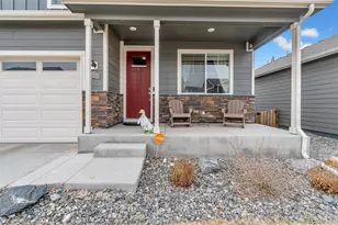 211 Fox St, Bennett, CO 80102 - Photo 32