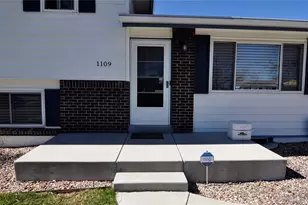 1109 Lilac St, Broomfield, CO 80020 - Photo 2