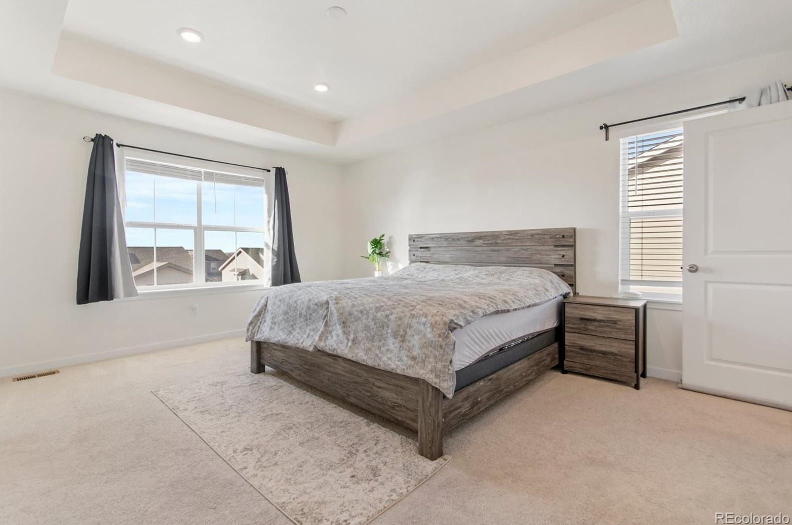 9403 Sedalia St, Denver CO  80022-8854 exterior