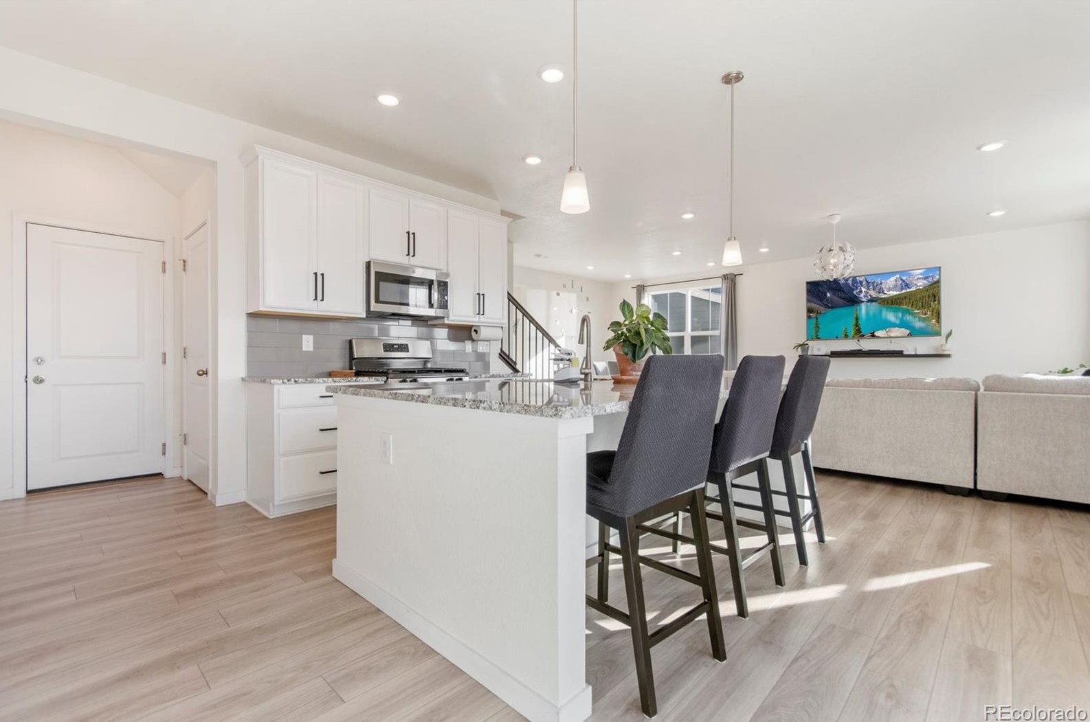 9403 Sedalia St, Denver CO  80022-8854 exterior