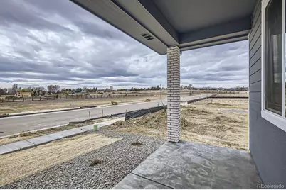 46418 Heritage Avenue, Bennett, CO 80102 - Photo 4