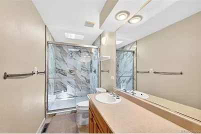 43 S Eagle Circle, Aurora, CO 80012 - Photo 20
