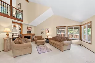 43 S Eagle Cir, Aurora, CO 80012 - Photo 8