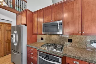 43 S Eagle Cir, Aurora, CO 80012 - Photo 16