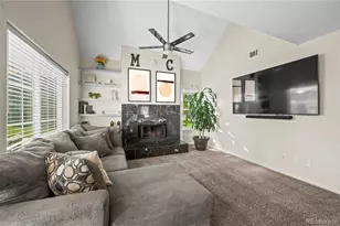 2101 S Victor St, Aurora, CO 80014 - Photo 6